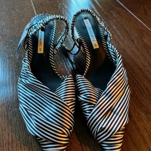 NWT Zara Trafaluc size 38 (7-7.5) black and white stripe silk, kitten heel